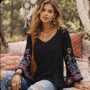 Valerie Stevens boho embroidered lace crochet sheer lightweight size small